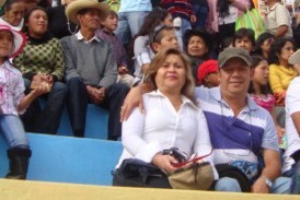 Adm. Luis Paredes y su guapa esposa: Mechita
